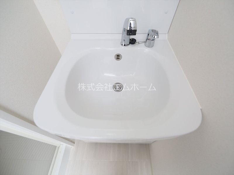 プレサンス久屋大通公園セラフィ 脱衣所　独立洗面台（シャンプードレッサー付）