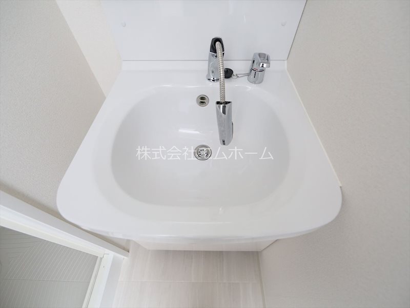 プレサンス久屋大通公園セラフィ 脱衣所　独立洗面台（シャンプードレッサー付）