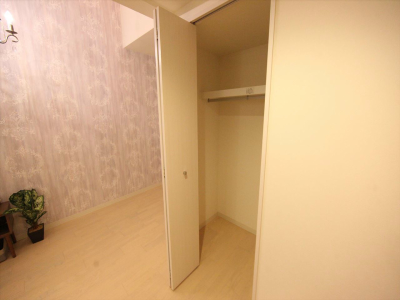 ＣＡＳＡ　ＬＵＣＡ（カーサルカ） クローゼット（収納充実してます）