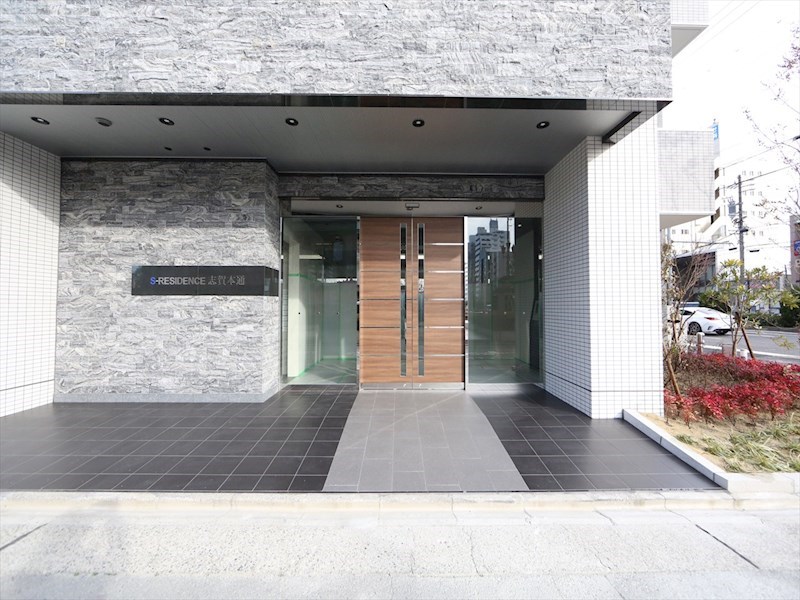 Ｓ－ＲＥＳＩＤＥＮＣＥ志賀本通 エントランス　オートロック付