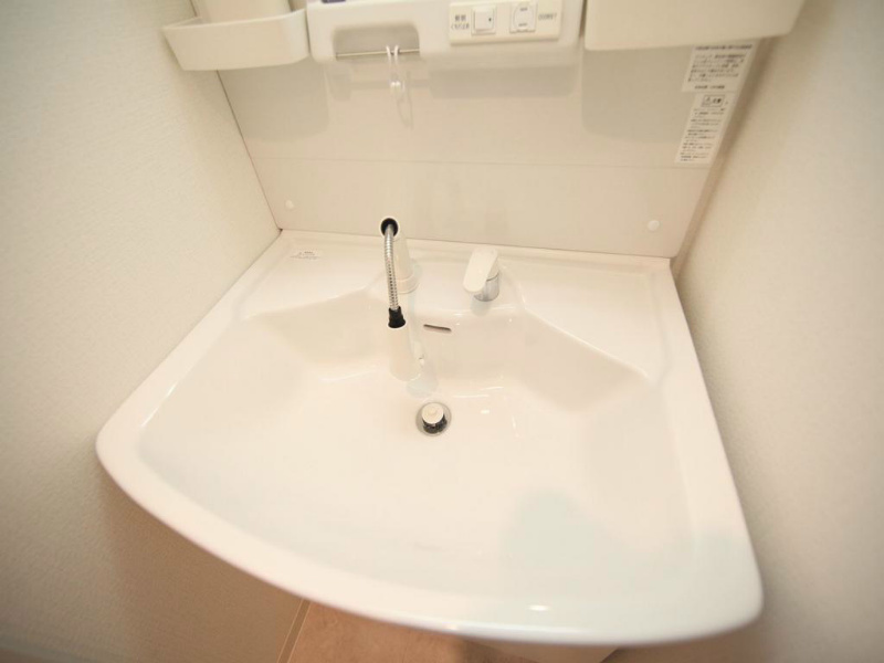サルデーニャ 脱衣所　独立洗面台（シャンプードレッサー）洗濯機用意できます