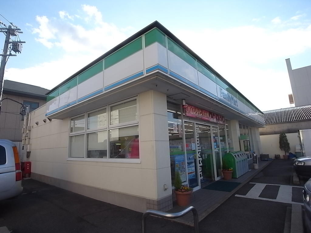 プリマベーラＫ ファミリーマート妙音通店 (コンビニ)