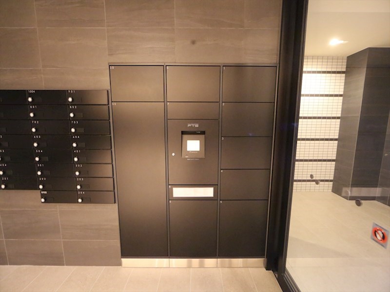 ディアレイシャス鶴舞公園 宅配ＢＯＸ完備