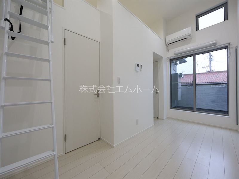 Embellir Due（アンベリールドゥ） 洋室6.4帖　ロフト5.2帖（収納でもお部屋でも使えます）