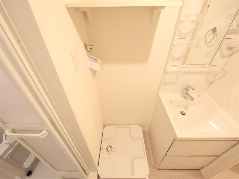 ハーモニーテラス一番 脱衣所　室内洗濯機置き場　同仕様写真