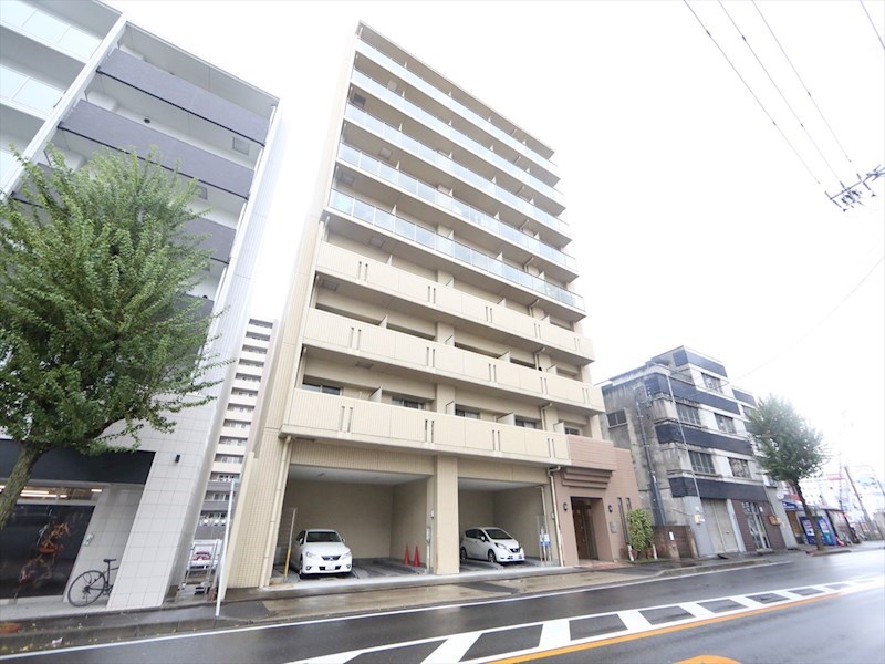 外観 オートロック付 防犯カメラ付