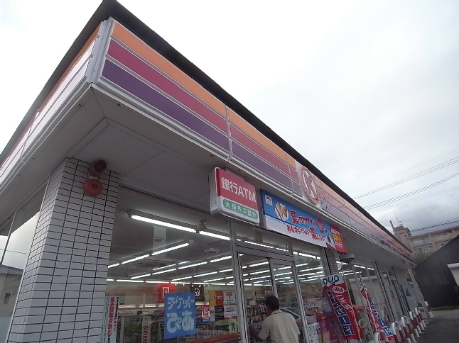 ブラウンコート サークルＫ外新町四丁目店