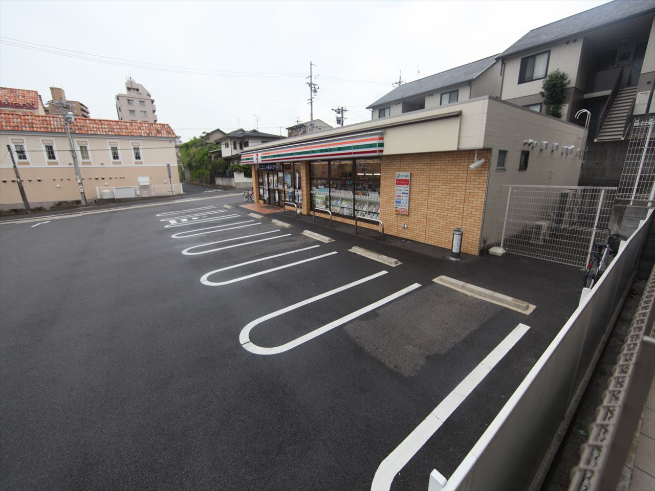 レクスト赤坂 セブンイレブン 名古屋茶屋が坂通2丁目店