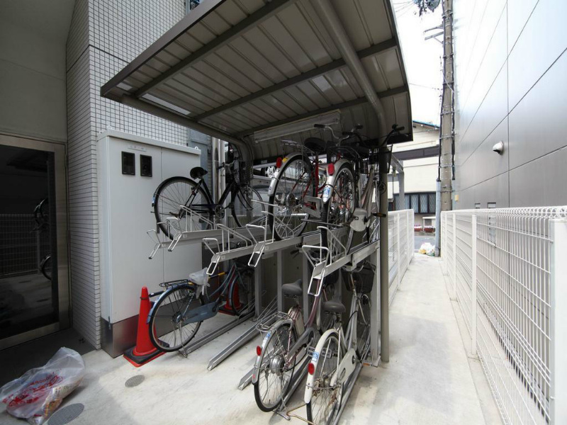 ボタニカルコート 屋根付駐輪場有り