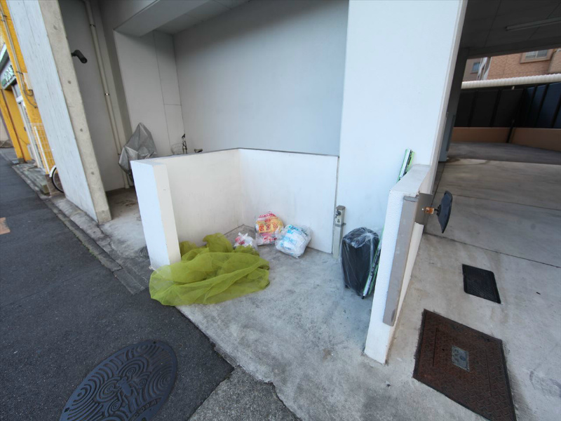 アンビックス・プリア茶屋ヶ坂 敷地内ゴミ捨て場
