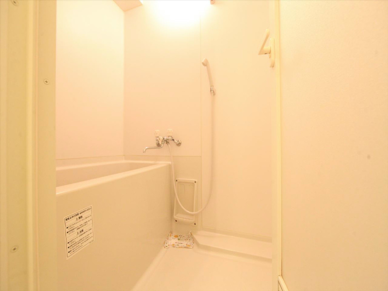 アンビックス・プリア茶屋ヶ坂 バスルーム（お風呂トイレ別）