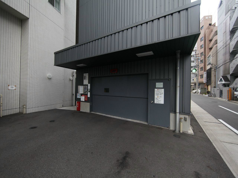 グランアべニュー西大須 敷地内駐車場