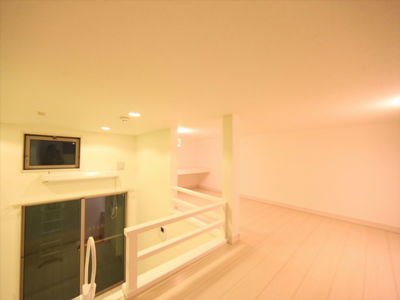 プリエール名古屋 ロフト5.6帖（収納としてもお部屋としても使えます）