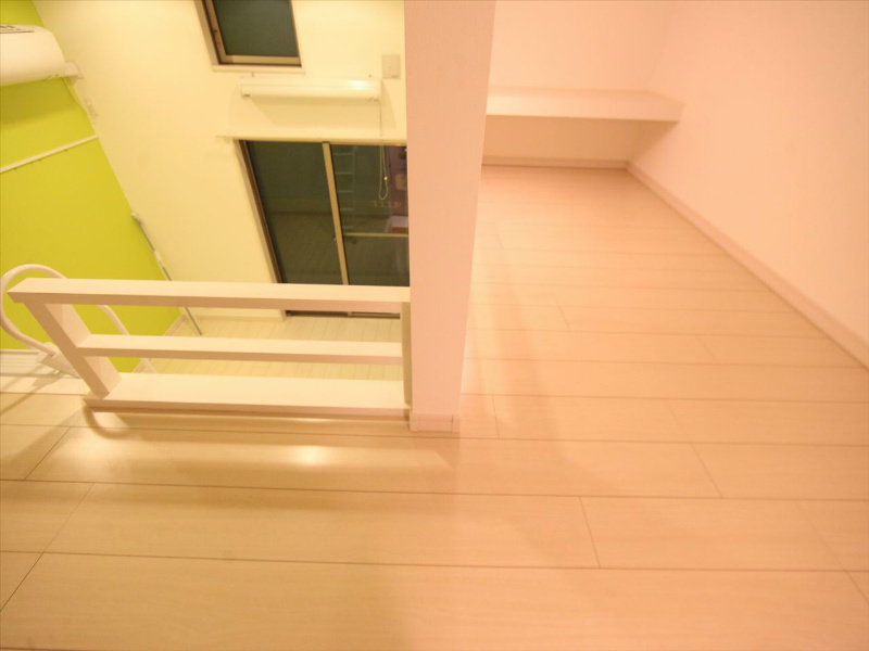 プリエール名古屋 ロフト5.6帖（収納としてもお部屋としても使えます）