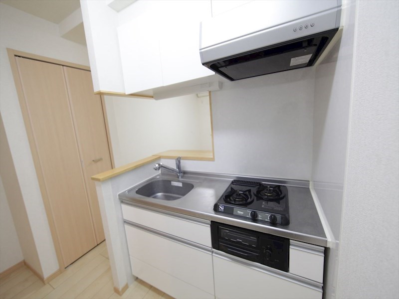 プラジュ千種 システムキッチン（ガス2口コンログリル付）カウンターキッチン
