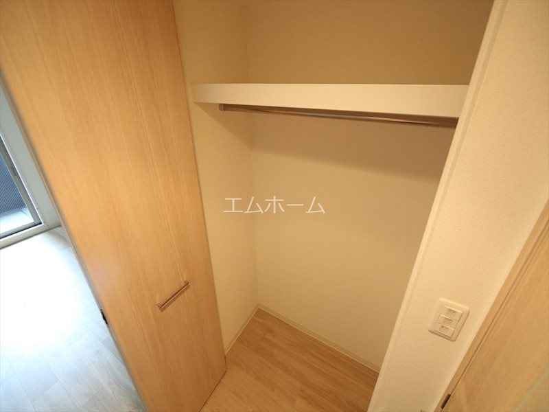 プレサンス丸の内雅殿 クローゼット付（収納充実してます）