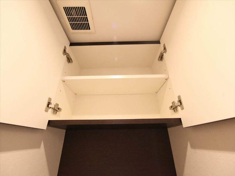 YATOMIDORI　RISE（弥冨通ライズ） トイレ上部にある収納棚