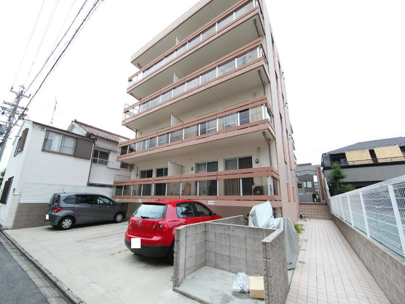 メゾンアイ本陣 外観　オートロック付　敷地内駐車場付