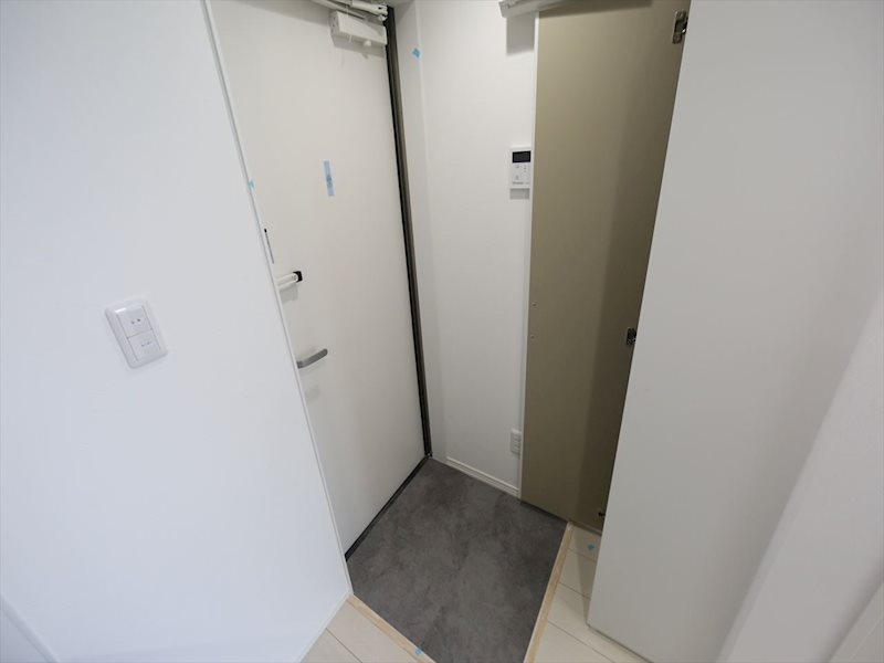 ＳＰＩＣＡ中島新町 玄関　シューズボックス（収納充実してます）