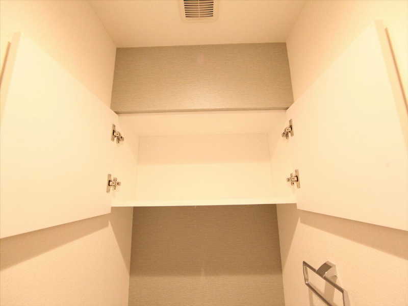 Grand-Place MIZUHO（グランプラス瑞穂） トイレ上部に収納付き