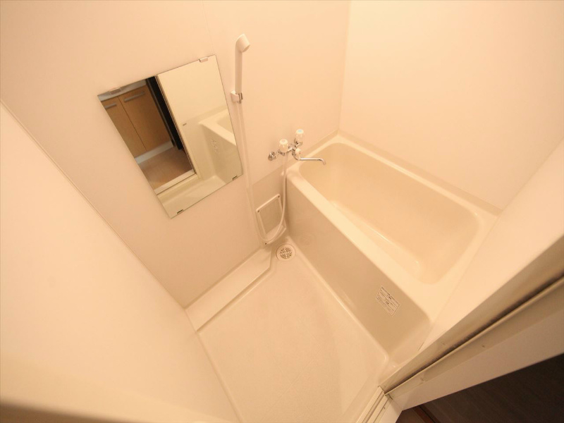 サンヒルズ新瑞橋 バスルーム（お風呂トイレ別）