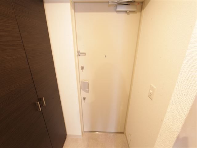 エステムコート名古屋平安通クチュール 玄関（シューズボックス完備）