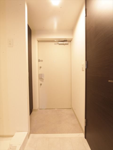 エステムコート名古屋平安通クチュール 玄関（シューズボックス完備）