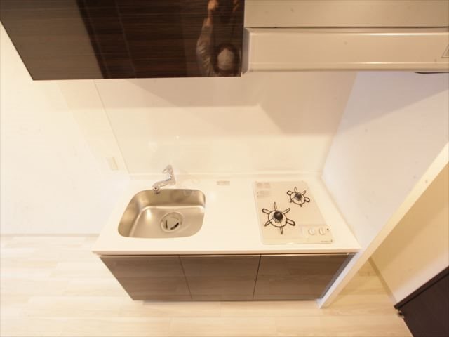 エステムコート名古屋平安通クチュール システムキッチン（ガス2口コンロ）