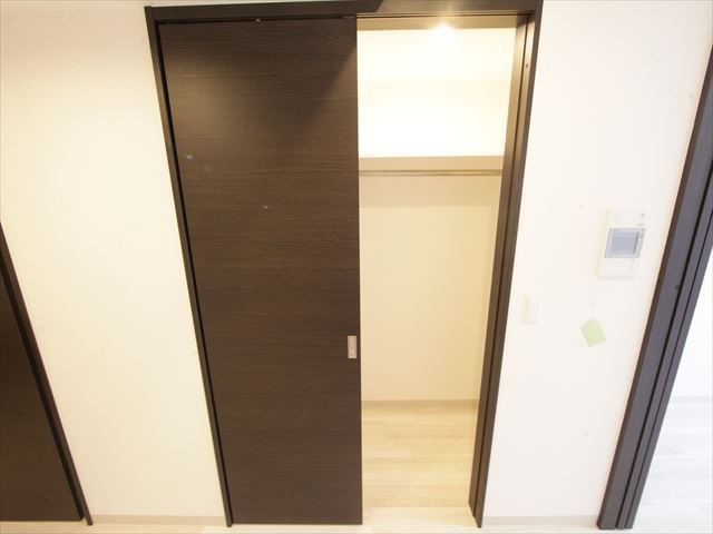 エステムコート名古屋平安通クチュール ウォークインクローゼット（収納充実しています）