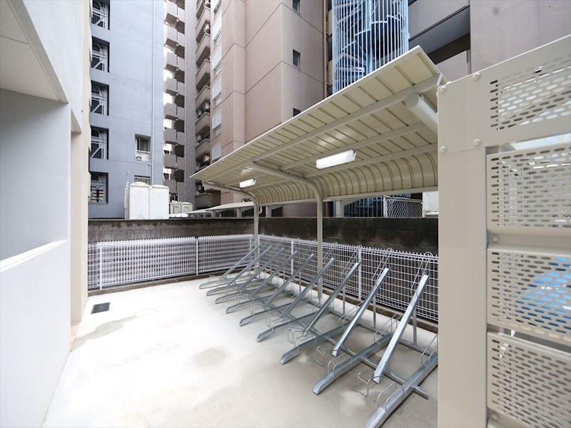 ポルタニグラ千代田 屋根付き駐輪場