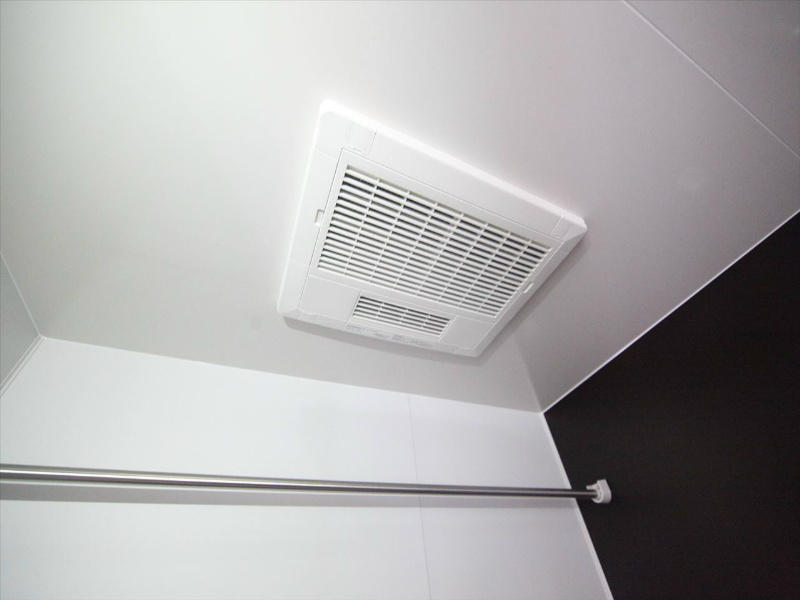 グリシーヌ栄 浴室暖房乾燥機　24時間換気バスルーム