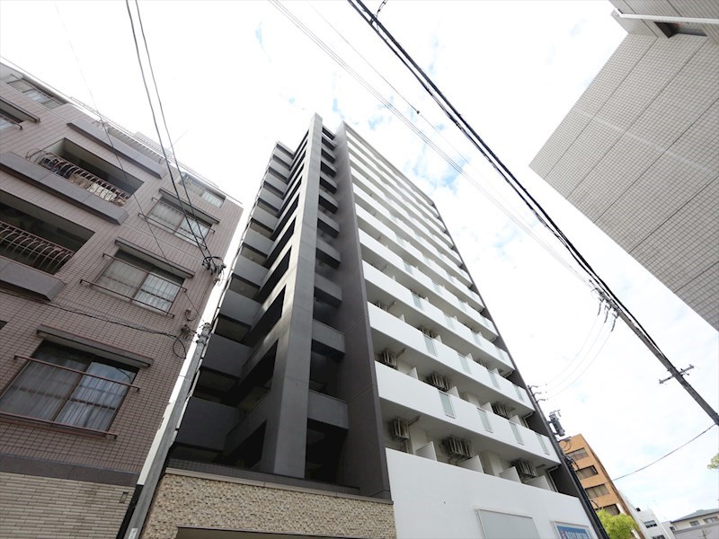 外観 オートロック付 外壁タイル張り 屋根付き駐輪場
