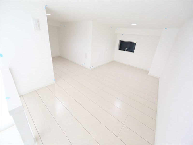 ヴィルシーナ ロフト4.6帖（収納にも寝室にも使えます）