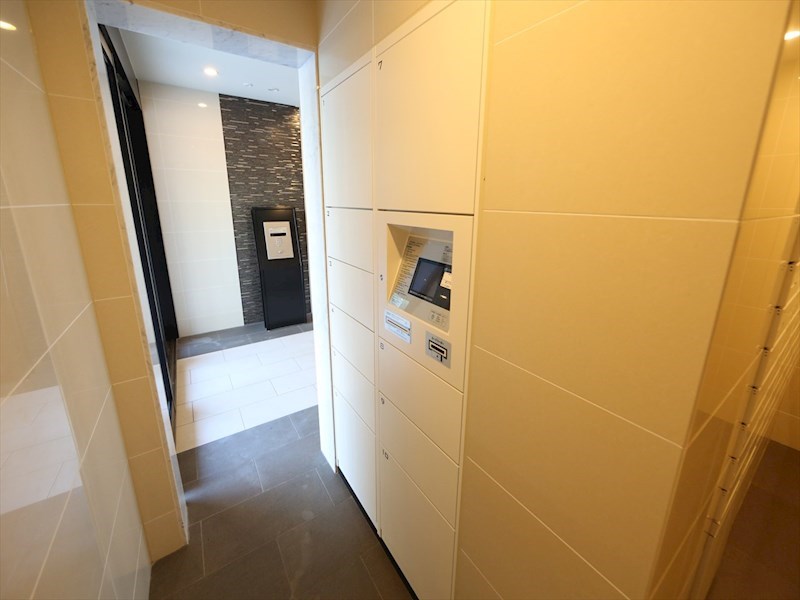 アデグランツ上前津 宅配ＢＯＸ完備