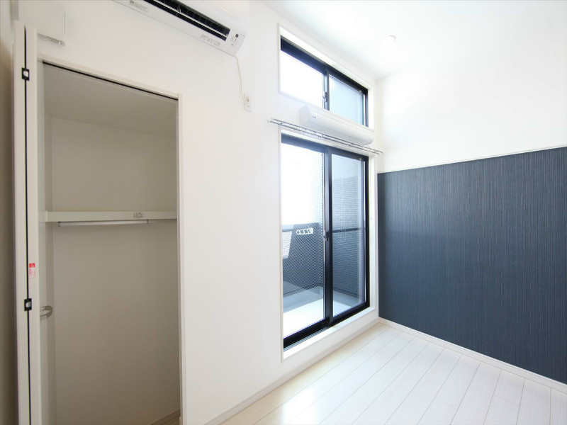 Ｊｅｕｎｅｓｓｅ石場（ジュネス石場） 上段洋室5.4帖　ロフト5帖（収納でもお部屋でも使えます）