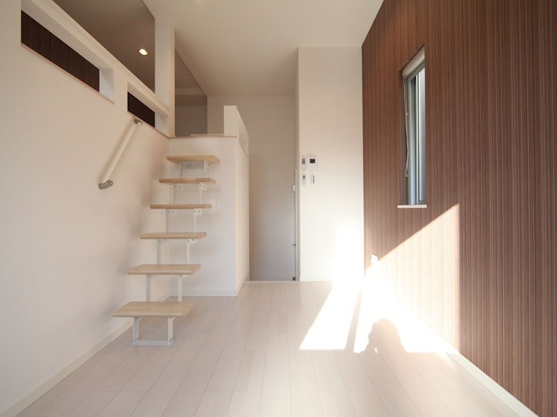 ＲｅｓｉｄｅｎｃｅＩｍａｉｋｅ（レジデンス今池） 洋室6.2帖　ロフト6.2帖（収納でもお部屋でも使えます）