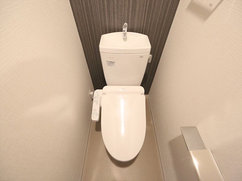 エスリード金山プルミエ 温水洗浄暖房便座付トイレ