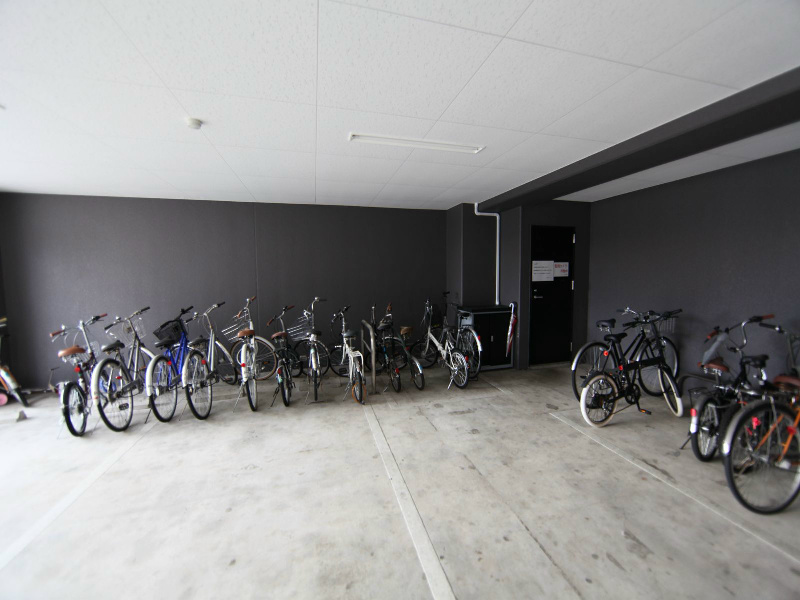 ＷｉｌｌＤｏ松原 屋根付き駐輪場有り
