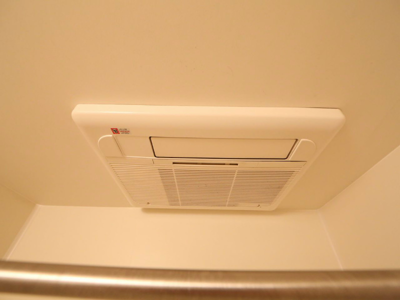 エルスタンザ徳川 浴室暖房乾燥機