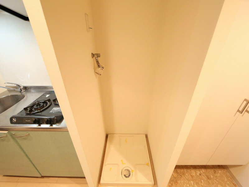 エルスタンザ徳川 室内洗濯機置場