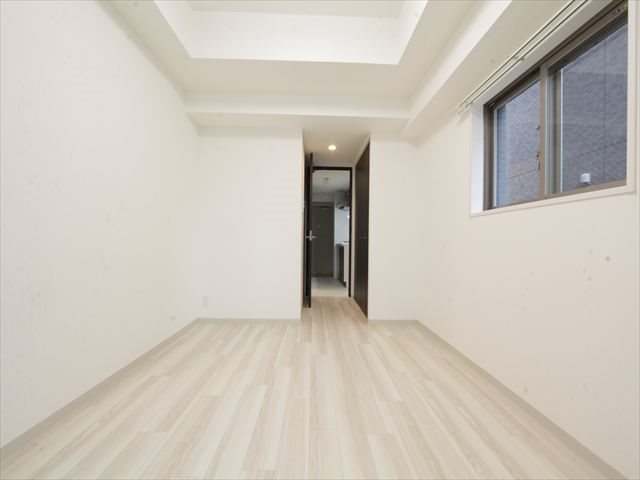 エステムコート名古屋今池アーバンゲート 洋室7.8帖　エアコン完備　バルコニーに面しています