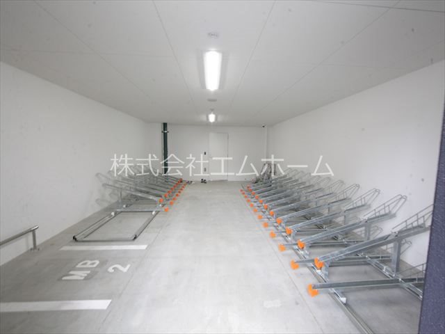 エステムコート名古屋今池アーバンゲート 駐輪場