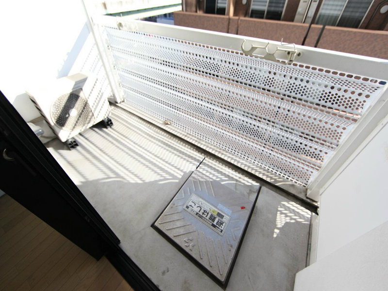 スクエア名駅南 南面バルコニー