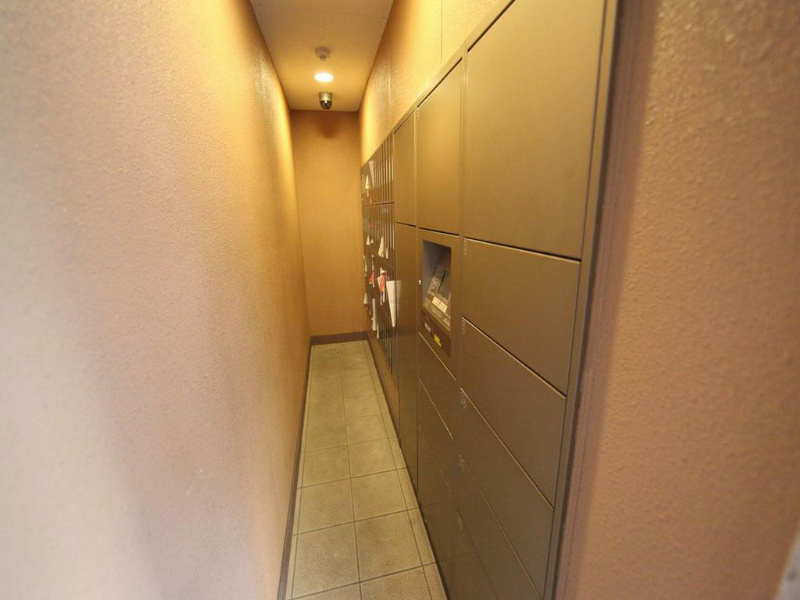 プレサンス桜通り葵 宅配BOX　不在時荷物を受け取ることができます
