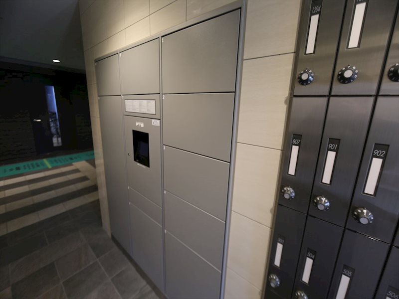 プレサンスＮＡＧＯＹＡファスト 宅配BOX　不在時に荷物の受け取りが可能です