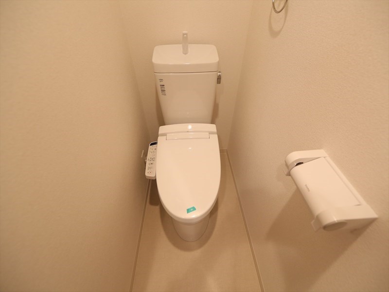 プレサンス丸の内雅殿 温水洗浄暖房便座付トイレ