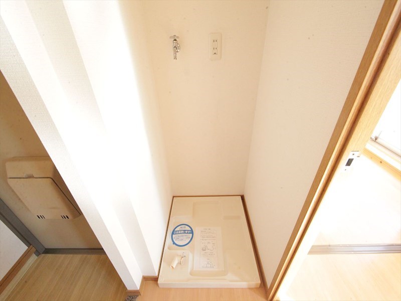 アーバンフラッツ新栄 室内洗濯機置き場