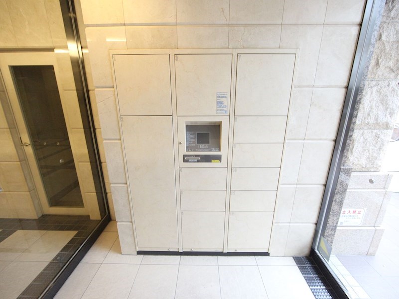 プレサンス大須観音駅前サクシード 宅配ＢＯＸ完備