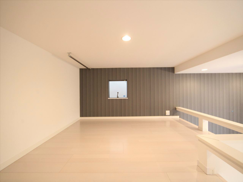 Ｙ’ｓＳｑｕａｒｅ名城公園（ワイズスクエア名城公園） 上階ロフト5.9帖（収納としてもお部屋としても使えます）