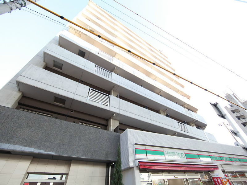 外観　防犯カメラ付　オートロック　宅配ＢＯＸ
